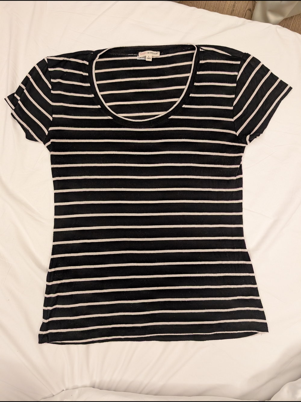 Zenana Outfitters Black & White Striped Scoop Neck Tee - Slim Fit